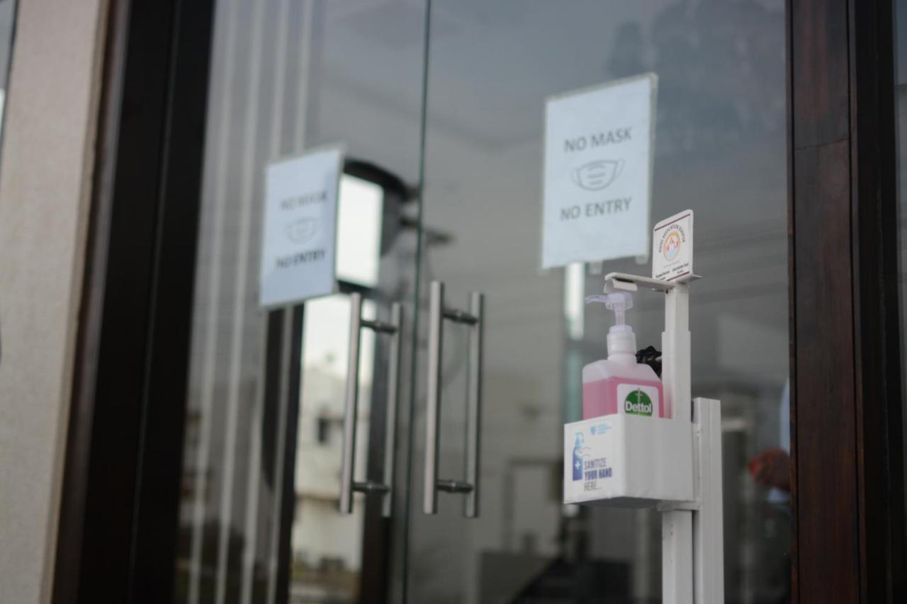 Clover Inn Udajpur Zewnętrze zdjęcie