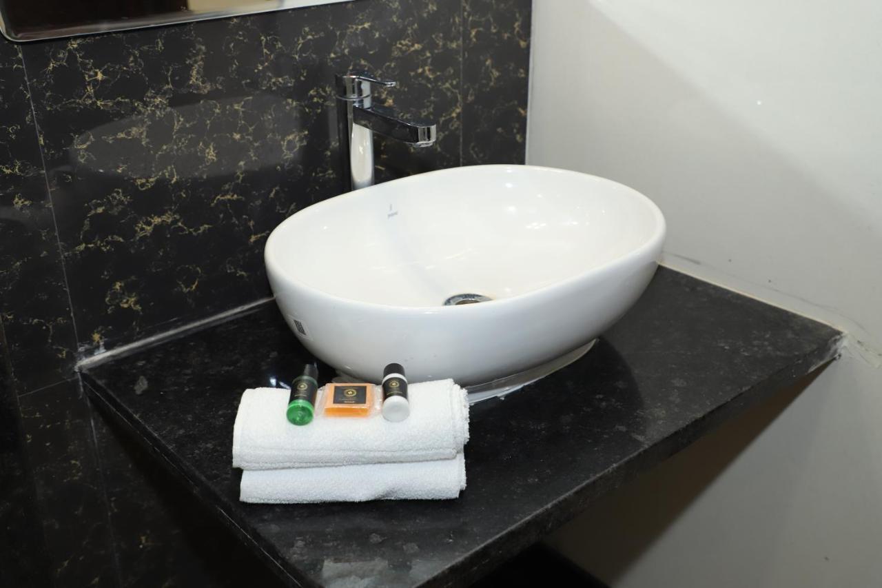 Clover Inn Udajpur Zewnętrze zdjęcie