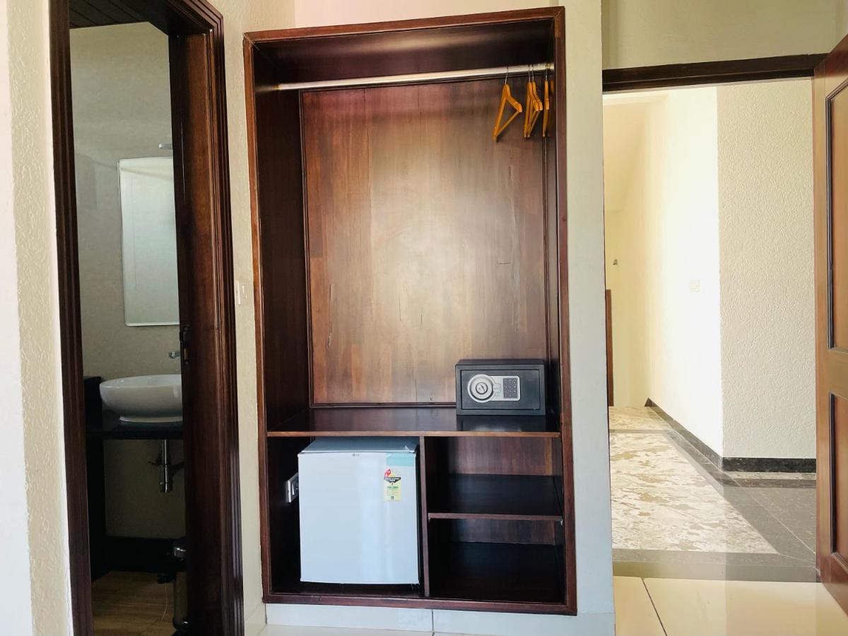 Clover Inn Udajpur Zewnętrze zdjęcie