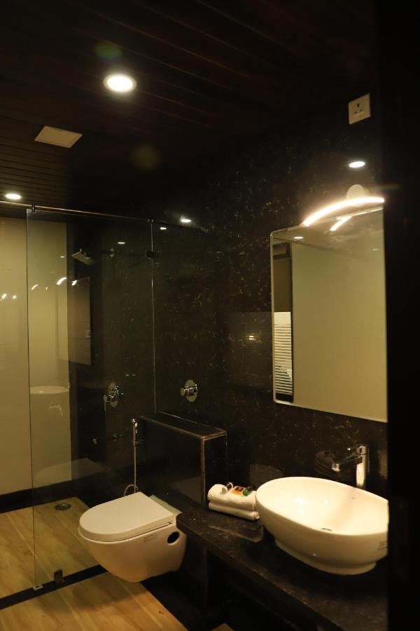 Clover Inn Udajpur Zewnętrze zdjęcie